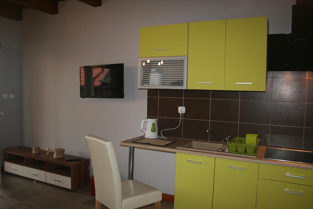 Apartamenty Jasmin I Lilia Jez. Sunowo Kolo Elku Chrzanowo Exterior photo